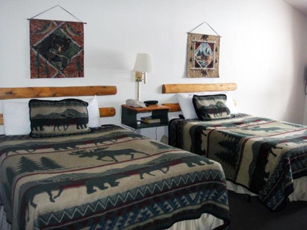 Hiawatha Lodge Inn Eagle River Ruang foto